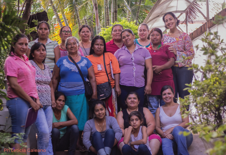 Mujeres participantes del taller de evaluacion