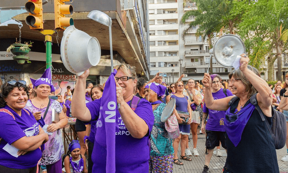 Foto de portada: Cobertura Colaborativa del 8M en Montevideo, Uruguay por Media Red
